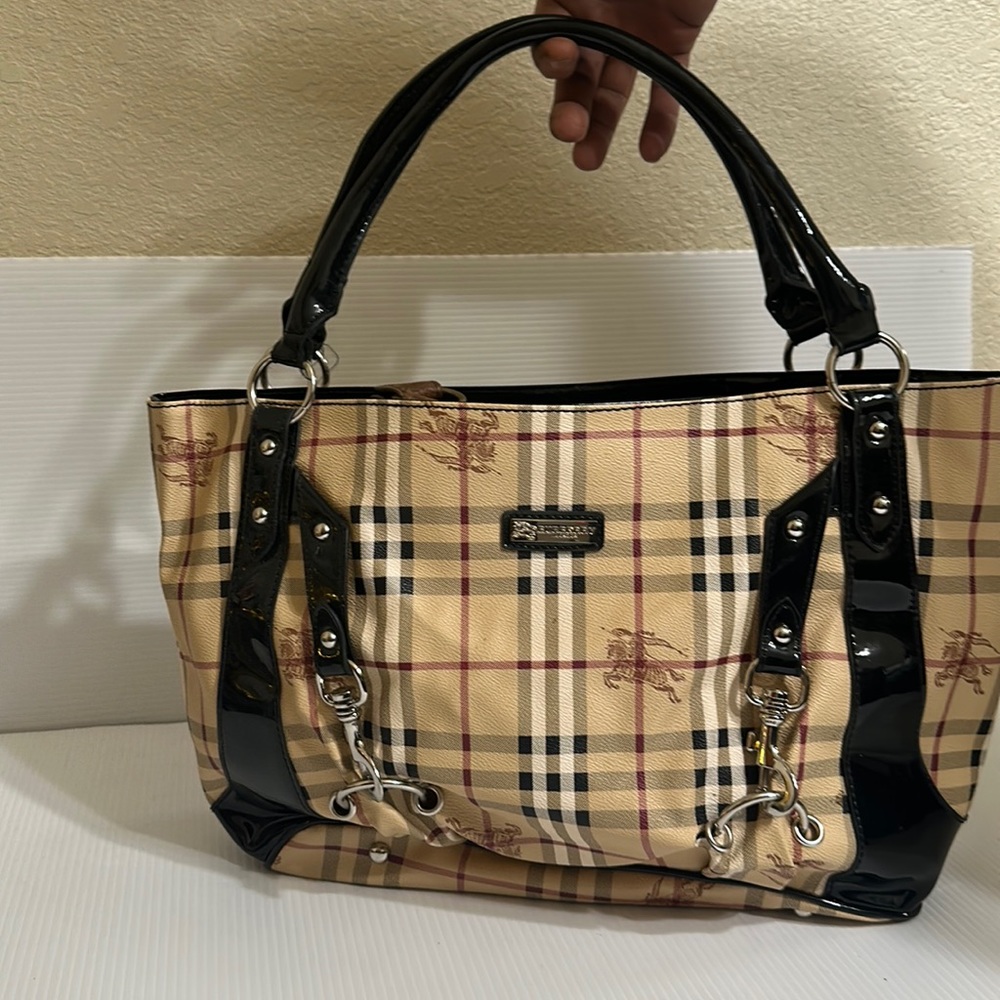 Hand bag